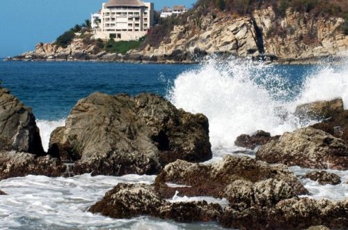 Acapulco - Pinotepa Nacional - Puerto Escondido
